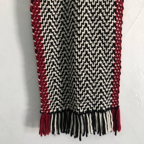 Extremely Soft Alpaca Scarf - Handmade - Picture 2 of 6